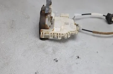 AUDI Q5 8R (2008-2017) Aizmugurējo kreiso durvju slēdzene 8K0839015G 33284687