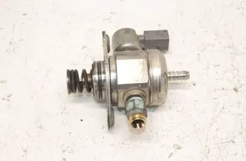 VOLKSWAGEN Passat B6 (2005-2010) Degvielas sūknis 06H127025G,0261520049 33284746