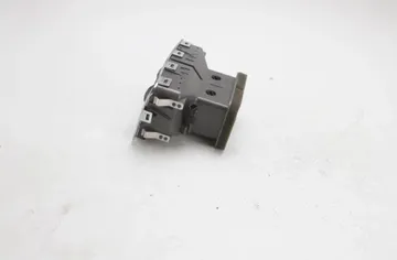 AUDI A6 C6/4F (2004-2011) Rear air vent grille 4F0819203B 33298114