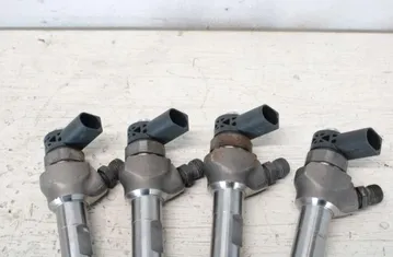 SKODA Octavia 3 generation (2013-2020) Degvielas iesmidzināšanas komplekts 0445010537,04L130277AE 33299718