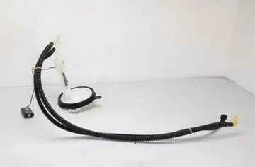 VOLKSWAGEN Tiguan 1 generation (2007-2017) датчик уровня топлива 5N0919673 33301930