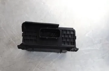 AUDI A6 C6/4F (2004-2011) Jaudas sadales kaste 4F0907280A 33398176