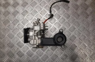 VOLVO XC60 2 generation (2017-2024) Oil Pump 31670242 33518594