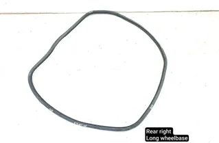 PORSCHE Panamera 971 (2016-2020) Aizmugurējo labo durvju gumija 971833722,971833722B 33706551