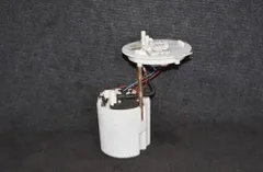 OPEL Astra J (2009-2020) Kreisās puses degvielas sūknis 135772300580200039 1309045