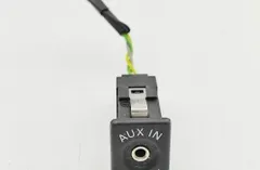 VOLKSWAGEN Jetta 6 generation (2010-2018) Mūzikas atskaņotāja papildu savienotāji (AUX / USB) 5M0035724 33084581