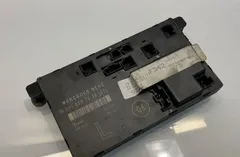 MERCEDES-BENZ E-Class W211/S211 (2002-2009) Aizmugurējo kreiso durvju vadības bloks 2118207526 32023334