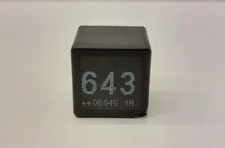 AUDI A4 B8/8K (2011-2016) Relejs 8K0951253 34450099