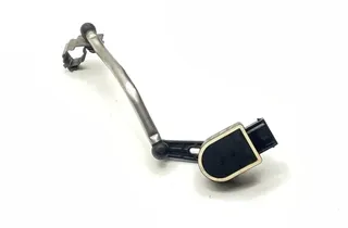 BMW X3 F25 (2010-2017) Датчик уровня передний левый 6860843 33339753