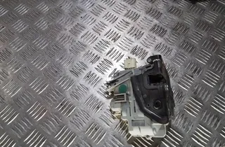 VOLKSWAGEN Passat B6 (2005-2010) Замок задней левой двери 3C4839015B 33838178