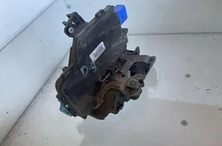 SEAT Toledo 1 generation (1991-1999) Aizmugurējā labā durvju slēdzene CM219200043103,7L0839016 33209799