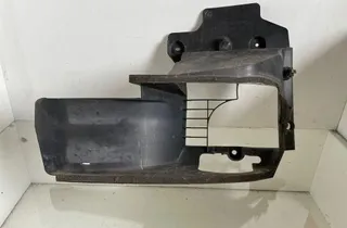 TOYOTA Avensis Verso 1 generation (2001-2003) Radiatora gaisa novirzītājs 1790927020 33211405