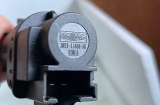 VOLVO V50 1 generation (2003-2012) Brake Pedal Sensor 3M5T13480AB 33212783