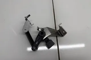 BMW X7 G07 (2018-2024) Priekšējais labais līmeņa sensors 6895467 33543242