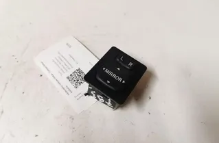 TOYOTA Avensis Verso 1 generation (2001-2003) Kreisā sānu spoguļa vadības bloks 183574,769746A 27065543