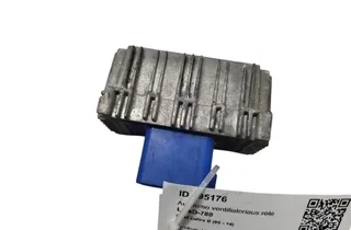 OPEL Zafira B (2005-2010) Dzesēšanas ventilatora relejs 55353011 28825670