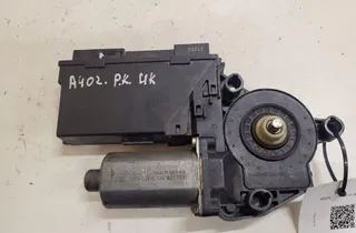 AUDI A6 C5/4B (1997-2004) Маторчик стеклоподъемника передней левой двери 8E2959801B 30820166