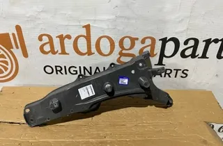 VOLVO XC90 2 generation (2014-2024) Держатель переднего левого крыла 31391777 33611543