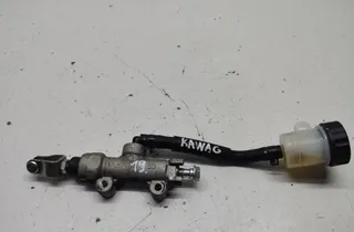 KAWASAKI Z650RS Aizmugurējais bremžu cilindrs A22l2,Z650 34483089