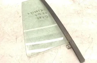 SKODA Octavia 1 generation (1996-2010) Aizmugurējo Durvju Stikla Sliede AS2,43R00049 30367377