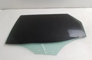 AUDI A4 B8/8K (2011-2016) Kreisās puses bīdāmo durvju stikls 25080300