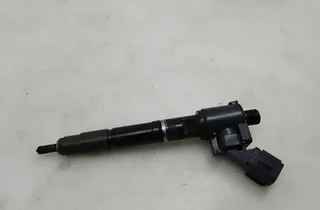 VOLVO V90 2 generation (2016-2024) Degvielas sprausla 31452113 34374818