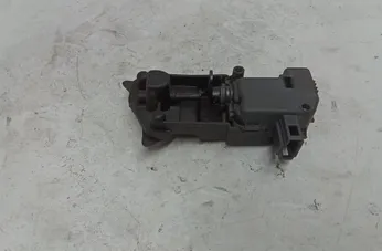 VOLVO V50 1 generation (2003-2012) Degvielas tvertnes vāciņa bloķēšana 30716226 27607905