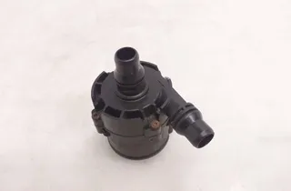 BMW 5 Series G30/G31 (2016-2023) Circulation Water Motor 0392023243 33492379