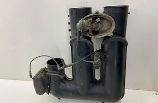 CADILLAC CTS 1 generation (2002-2007) Воздухозаборная труба 25699037 34342277