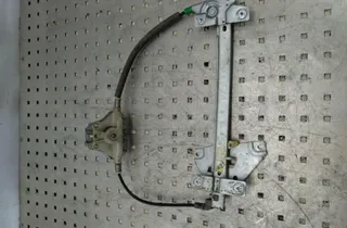 VOLVO V40 1 generation (1996-2004) Aizmugurējo labo durvju logu pacēlājs 34350480