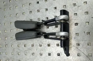 VOLVO V40 1 generation (1996-2004) Aizmugurējā vidējā sēdekļa sprādze 615842 34353438