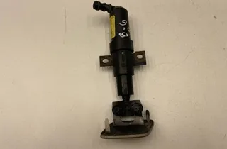 VOLKSWAGEN Passat B7 (2010-2015) Right Side Headlight Washer 1307030328 34094646