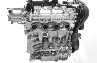 VOLVO V60 2 generation (2018-2023)  Голый двигатель B4204T46 33523134