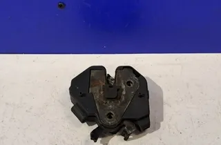 VOLVO V70 2 generation (2000-2008) Bonnet Lock 9483765,9483764 33562378