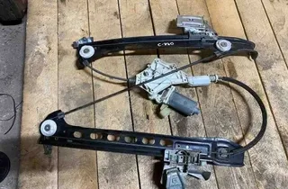 MERCEDES-BENZ CLS-Class C219 (2004-2010) Aizmugurējo labo durvju logu pacēlājs 2198200542,a2198200542 32672961