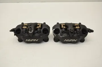 KAWASAKI NINJA Priekšējie bremžu suporti 32597382