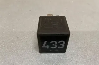 VOLKSWAGEN Golf 5 generation (2003-2009) Relejs 3D0951253A 22189777