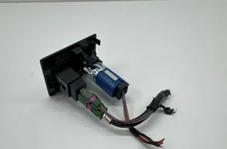 SKODA Superb 1 generation (2001-2008) USB 8V0035750D 33553599