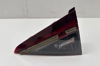 SKODA Superb 1 generation (2001-2008) Фонарь крышки багажника правый 3V5945308G 33553641