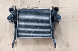 IVECO EuroCargo I-III (1991-2015) Starpdzesētāja/interkūlera radiators 500380659 31284830