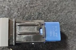 TOYOTA RAV4 5 generation (XA50) (2018-2024) Переключатель открытия топливного бака 15f7000020 33215560