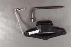 PEUGEOT Partner 2 generation (2008-2023) Домкрат 9818516480 33402497