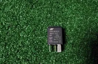 VOLKSWAGEN Golf 4 generation (1997-2006) Relejs 0332201102,95VW10K705EA,7M0951253C 32498018