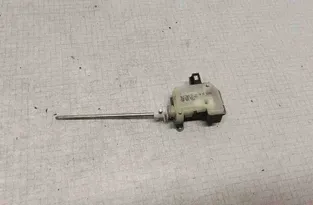 SKODA Octavia 2 generation (2004-2013) Centrālās atslēgas motorīts 1Z0810773A,1Z0810773,1M0959781A 32533806