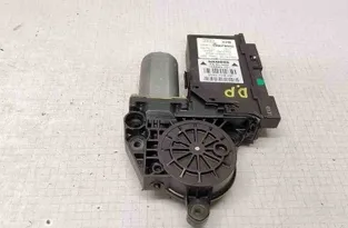 AUDI A4 B5/8D (1994-2001) Priekšējo kreiso durvju logu pacēlāja motorīts 5WK47008,9700105993101,0130821764,105843101,8E2959802B,102236XXX,0290002 32560823