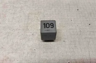 VOLKSWAGEN Transporter T5 (2003-2015) Relejs 1J0906381A,109 32566249