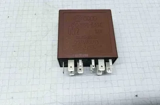 VOLKSWAGEN Bora 1 generation (1998-2005) Relejs 4B0955531C,72WA403 32626787