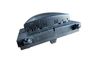 MERCEDES-BENZ E-Class W211/S211 (2002-2009) Parkošanās palīdzības slēdzis 2118216958 33245430