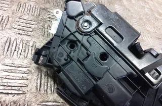 SKODA Yeti 1 generation (2009-2018) Замок передней левой двери 5E2837015 33219346