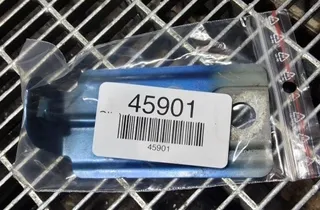 SEAT Arona 1 generation (2017-2024) Priekšējā labā spārna kronšteins 6F0821432B 33225094